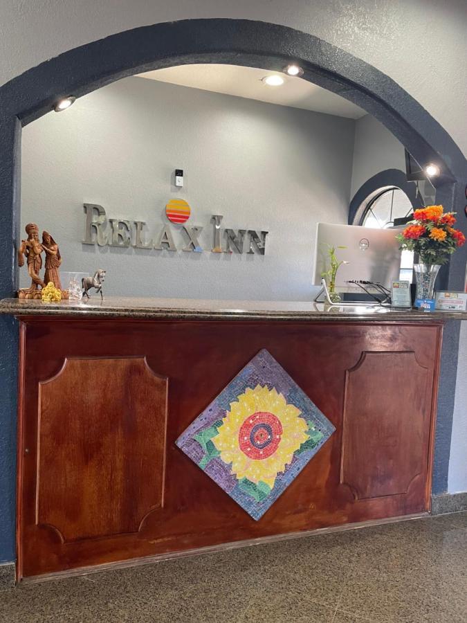 Relax Inn Dilley ภายนอก รูปภาพ